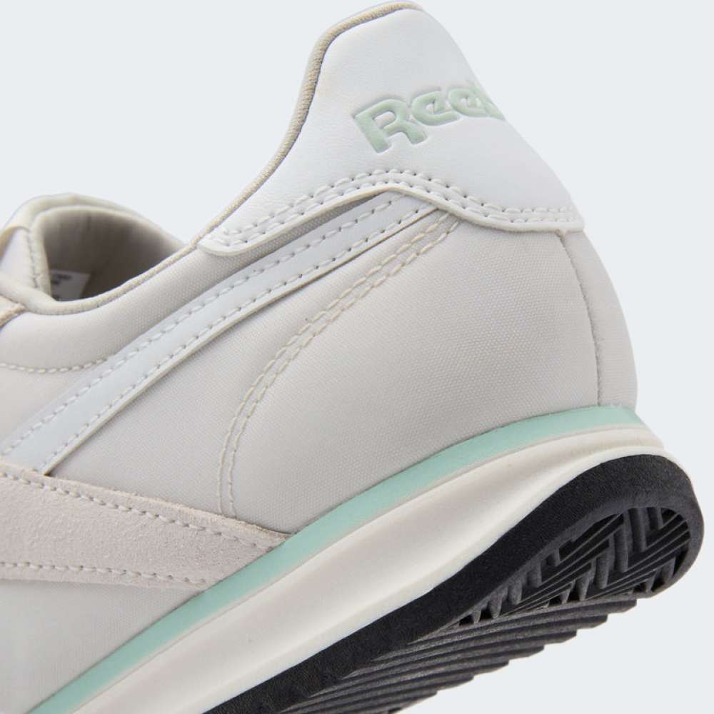 REEBOK WORLD 70