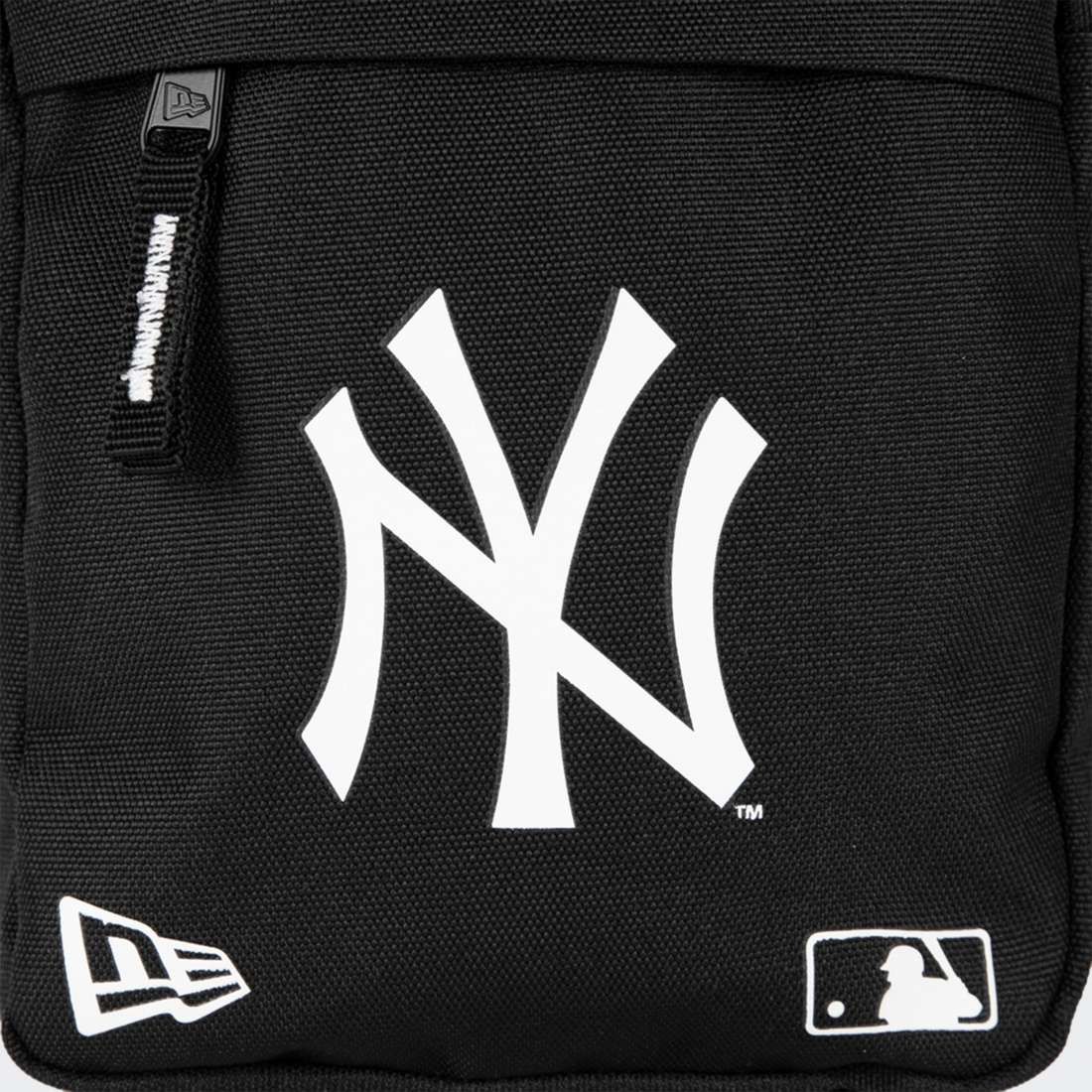 BOLSA NEW ERA MLB NEW YORK YANKEES BLACK/WHITE