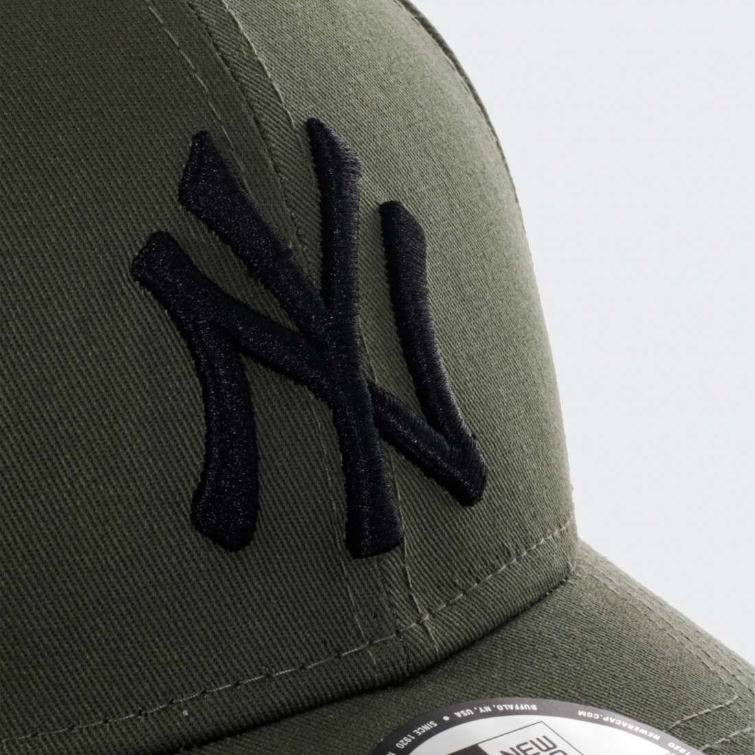 BONÉ NEW ERA NEW YORK YANKEES ESSENTIAL GREEN/BLACK