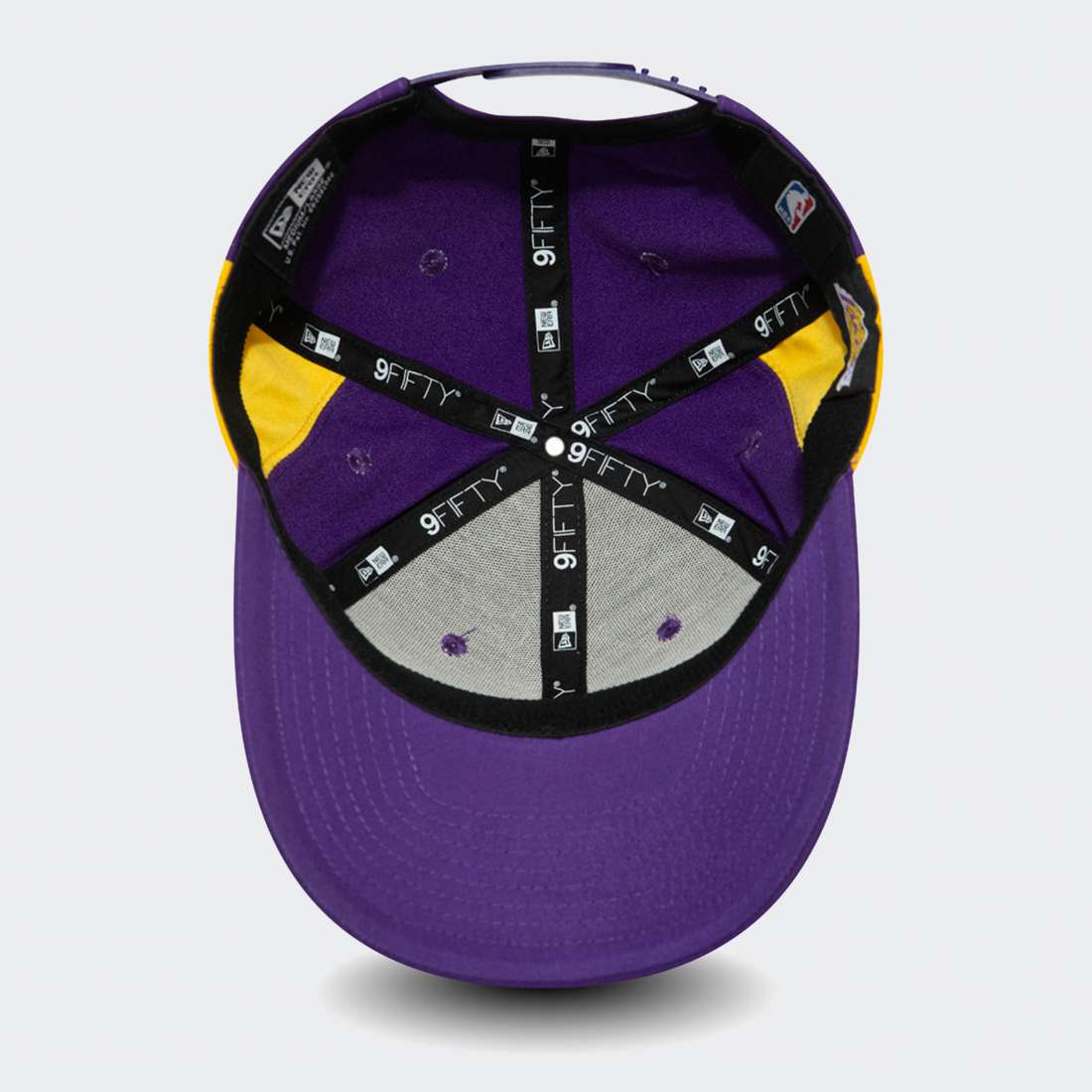 BONÉ NEW ERA 950 LOS ANGELES LAKERS PURPLE/YELLOW