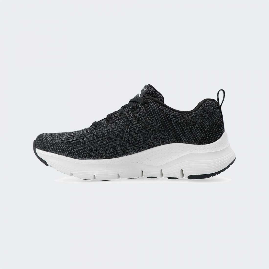 SKECHERS ARCH FIT INFINITE ADVENTURE BLACK/WHITE