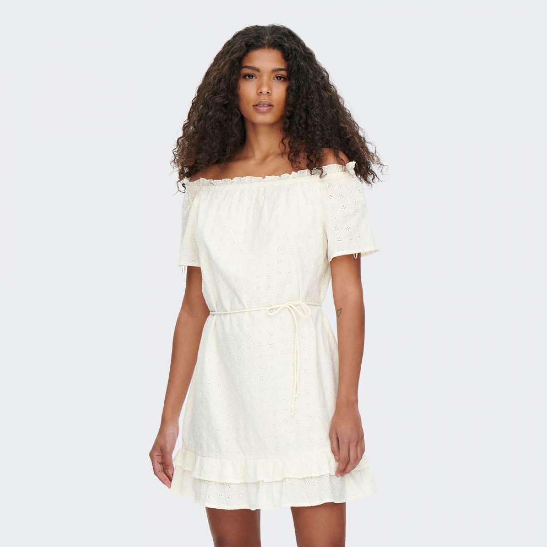 15251134-CREME_CREME