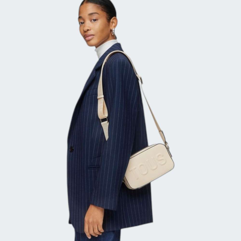 MALA TOUS REPORTER T LA RUE