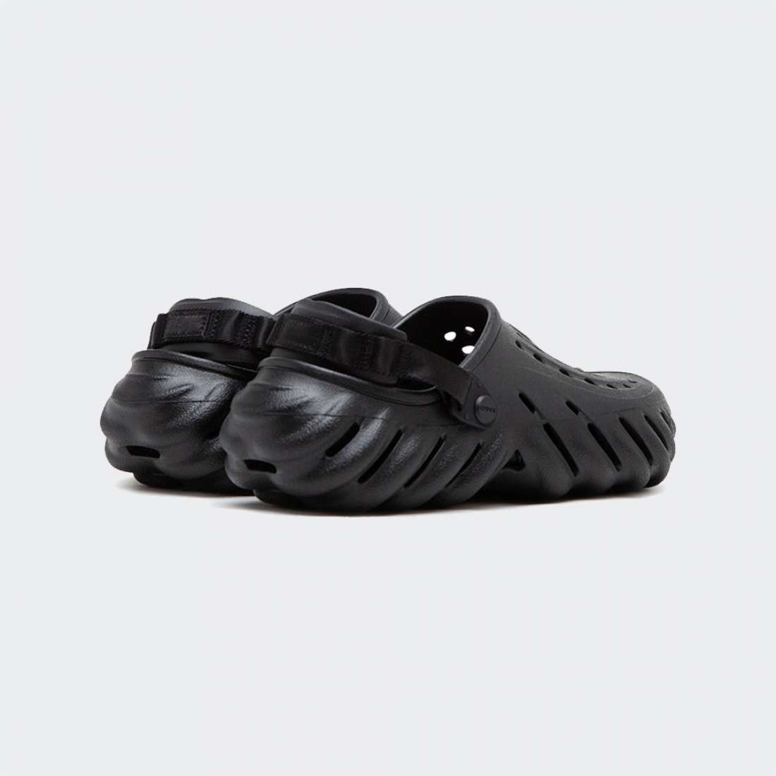 SOCAS CROCS CLASSIC ECHO CLOG BLACK