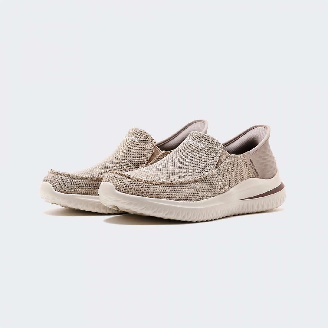 SKECHERS DELSON 3.0 SLIP-ON TAUPE