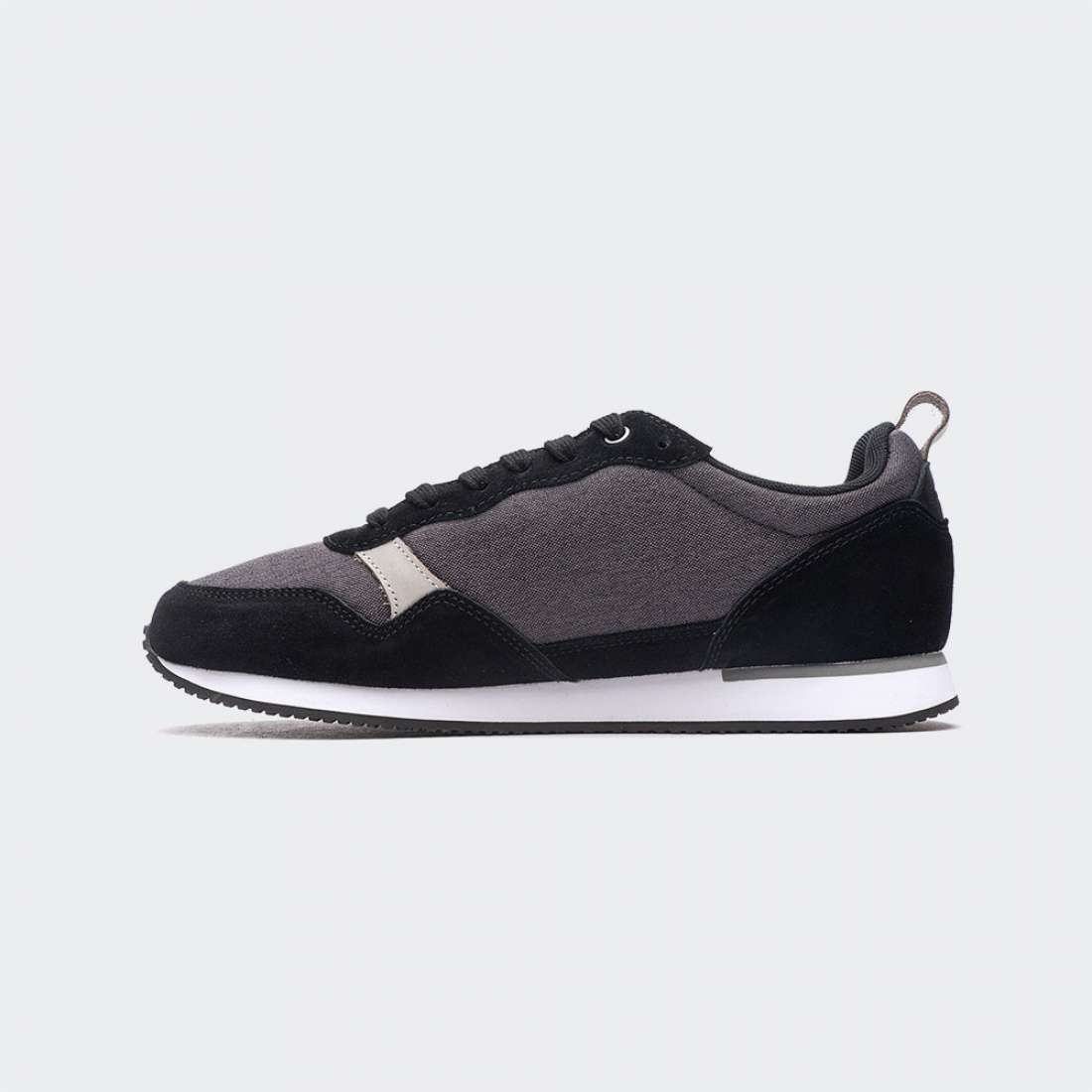 LE COQ SPORTIF ALPHA CLASSIC BLACK