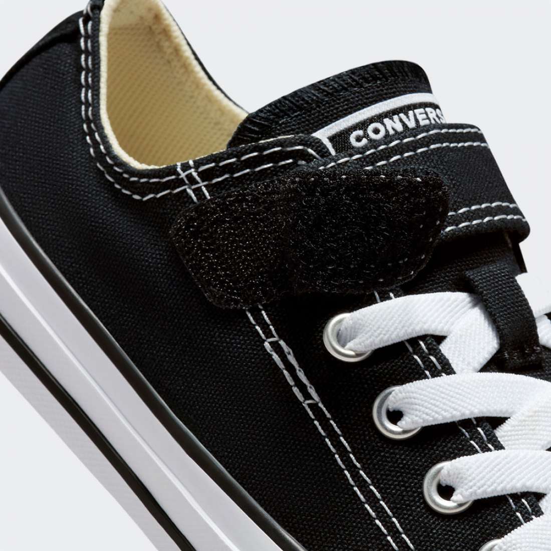 CONVERE CHUCK TAYLOR ALL STAR EASY-ON K BLACK/PINK SALT/WHITE