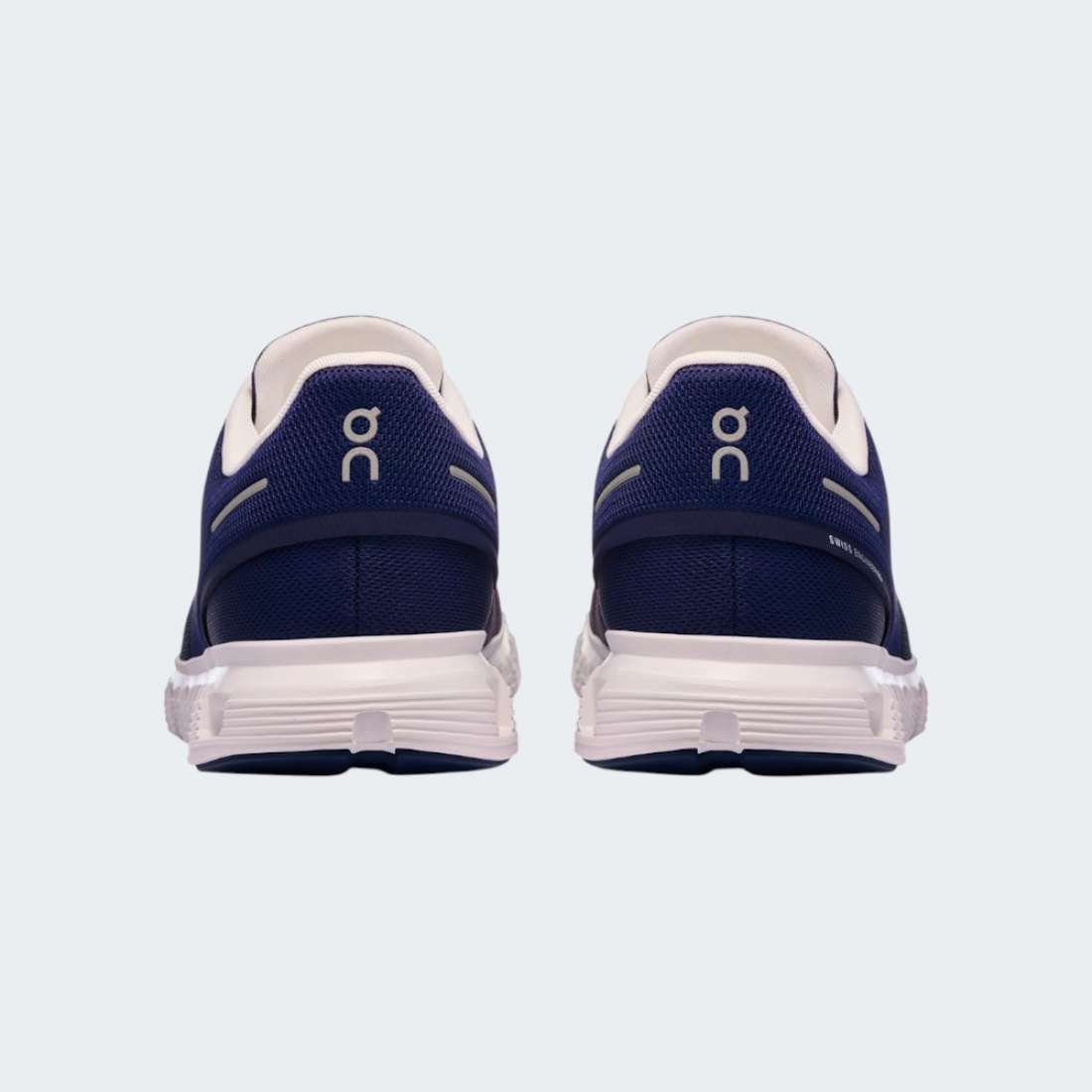 ON RUNNING CLOUD 6 MIDNIGHT/WHITE