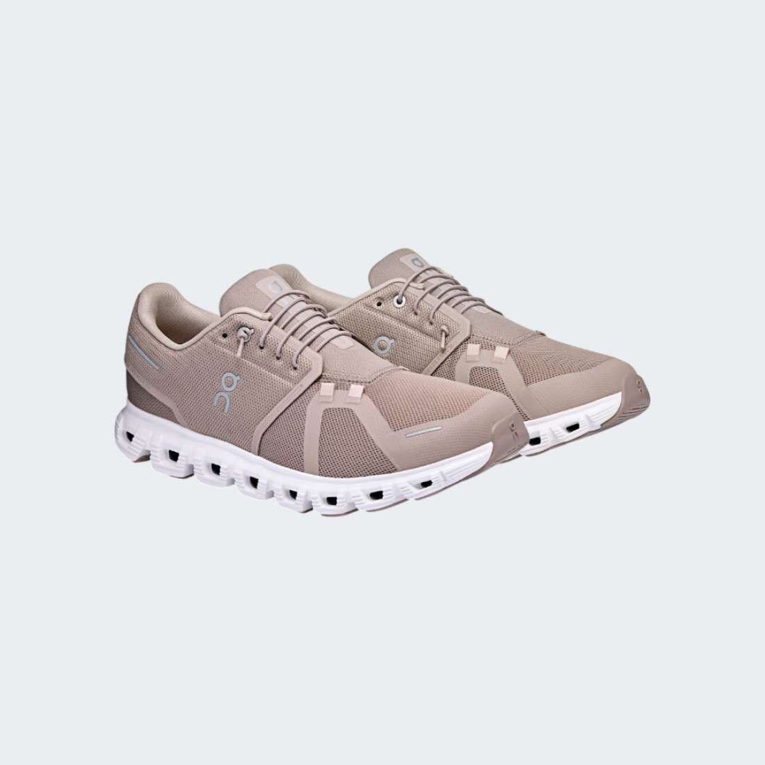 ON RUNNING CLOUD 6 FOG/WHITE