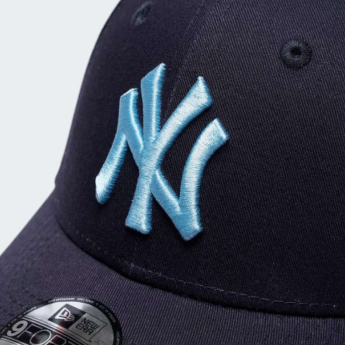 BONÉ NEW ERA NEW YORK CHYT LEAGUE ESS NAVY/DBL