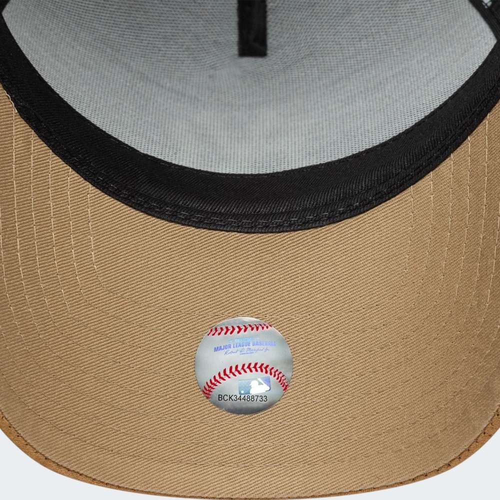 BONE NEW ERA NEW YORK YANKEES SUEDE VISOR EFRAME