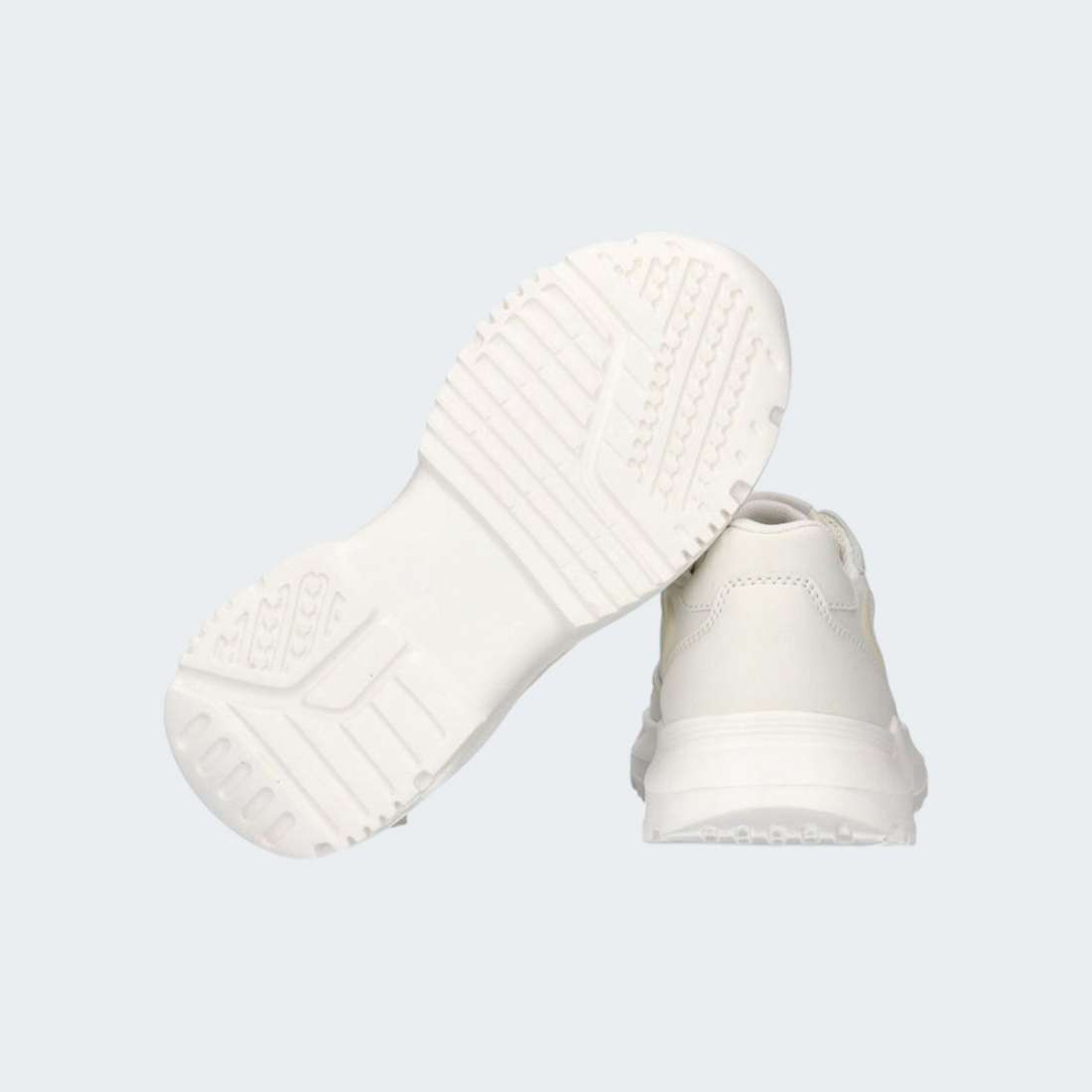 CALVIN KLEIN LOW CUT LACE UP OFF WHITE