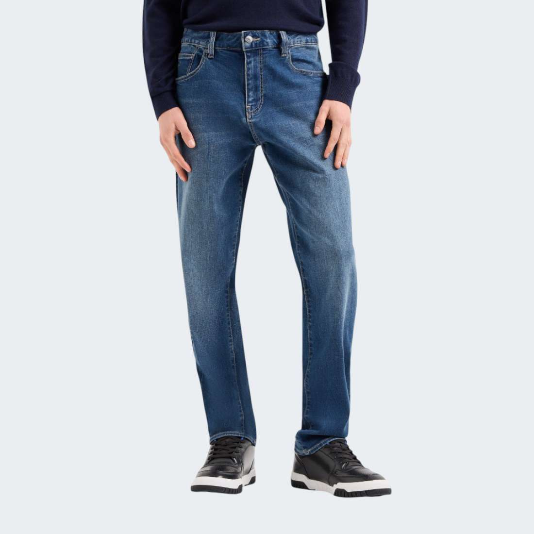 8NZJ13-Z3SHZ-1500_INDIGODENIM