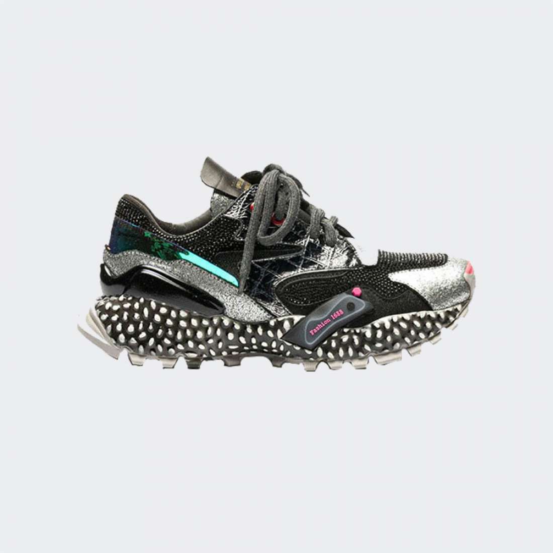 EXÉ 929-1-BLACK