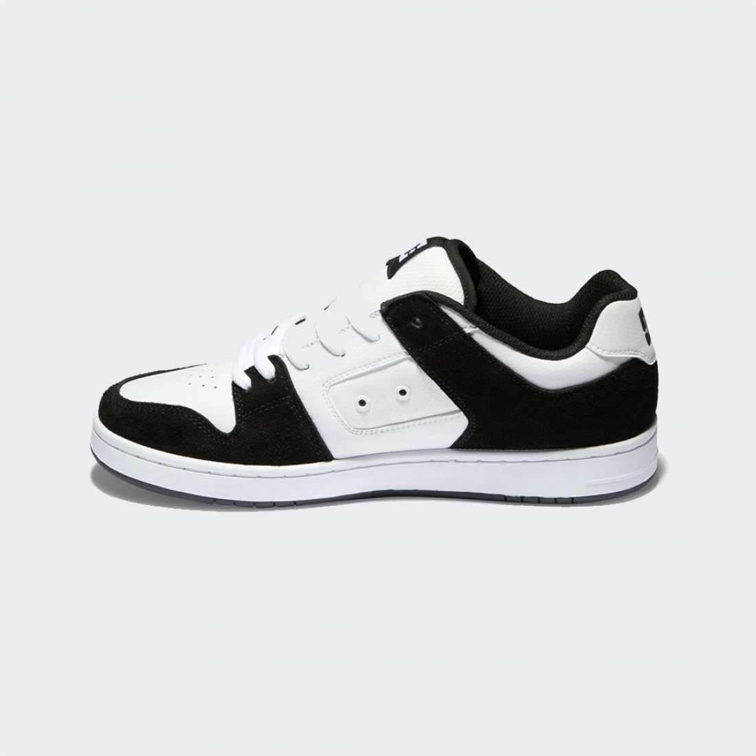 DC MANTECA 4 WHITE/BLACK