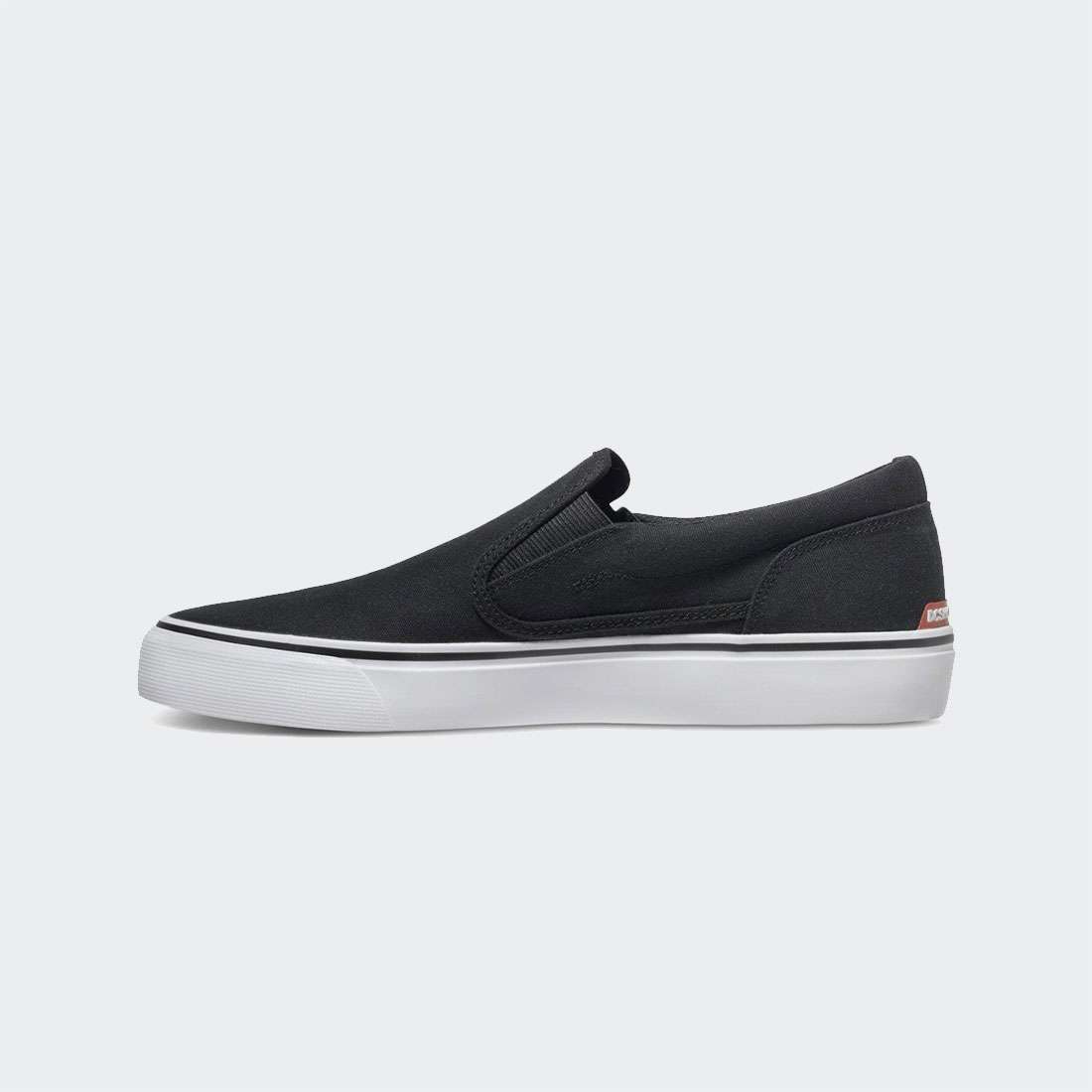 DC TRASE SLIP-ON TX BLACK/WHITE