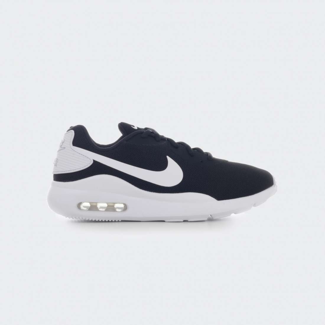 NIKE AIR MAX OKETO BLACK/WHITE