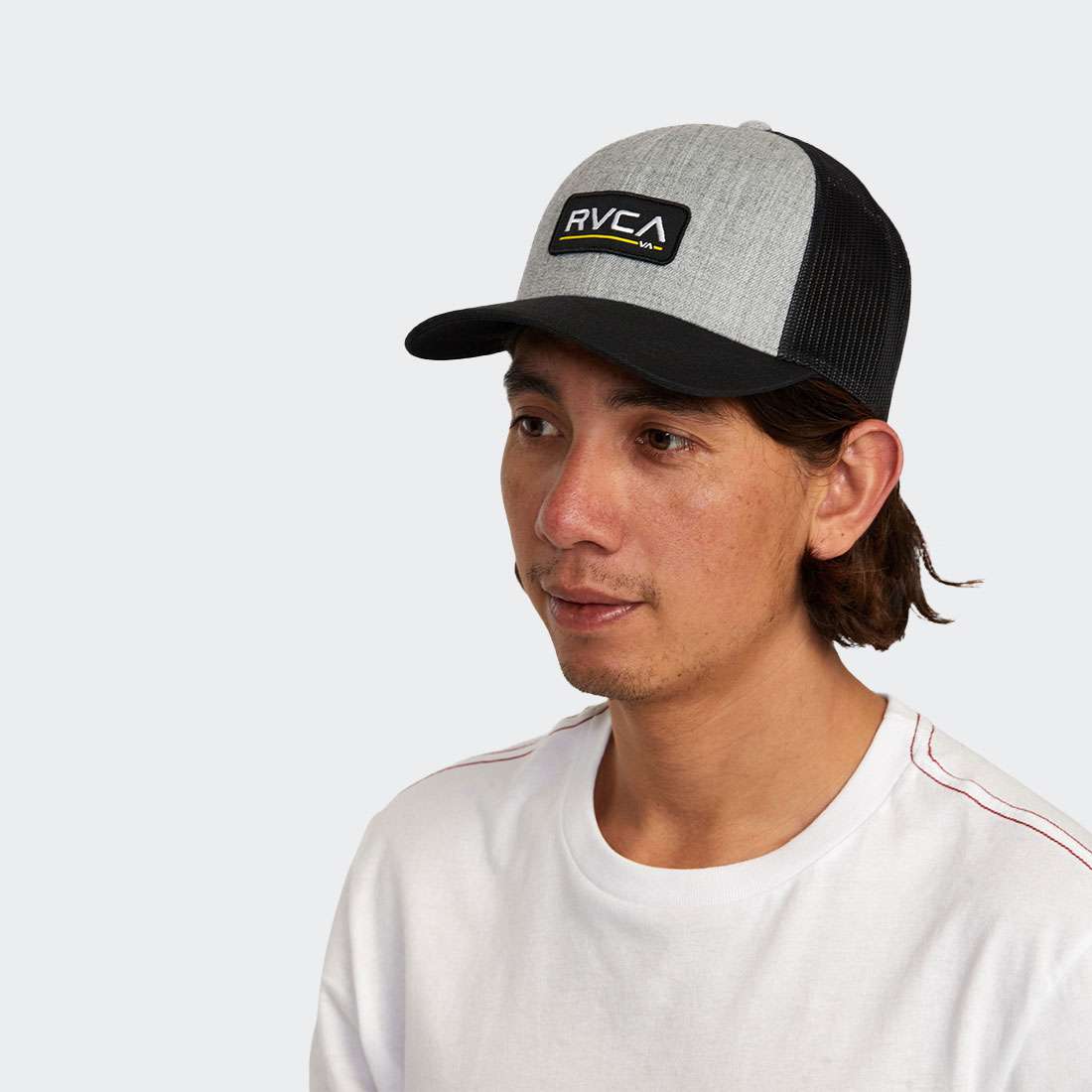 BONÉ RVCA TICKER TRUCKER III HEATHER GREY/BLACK