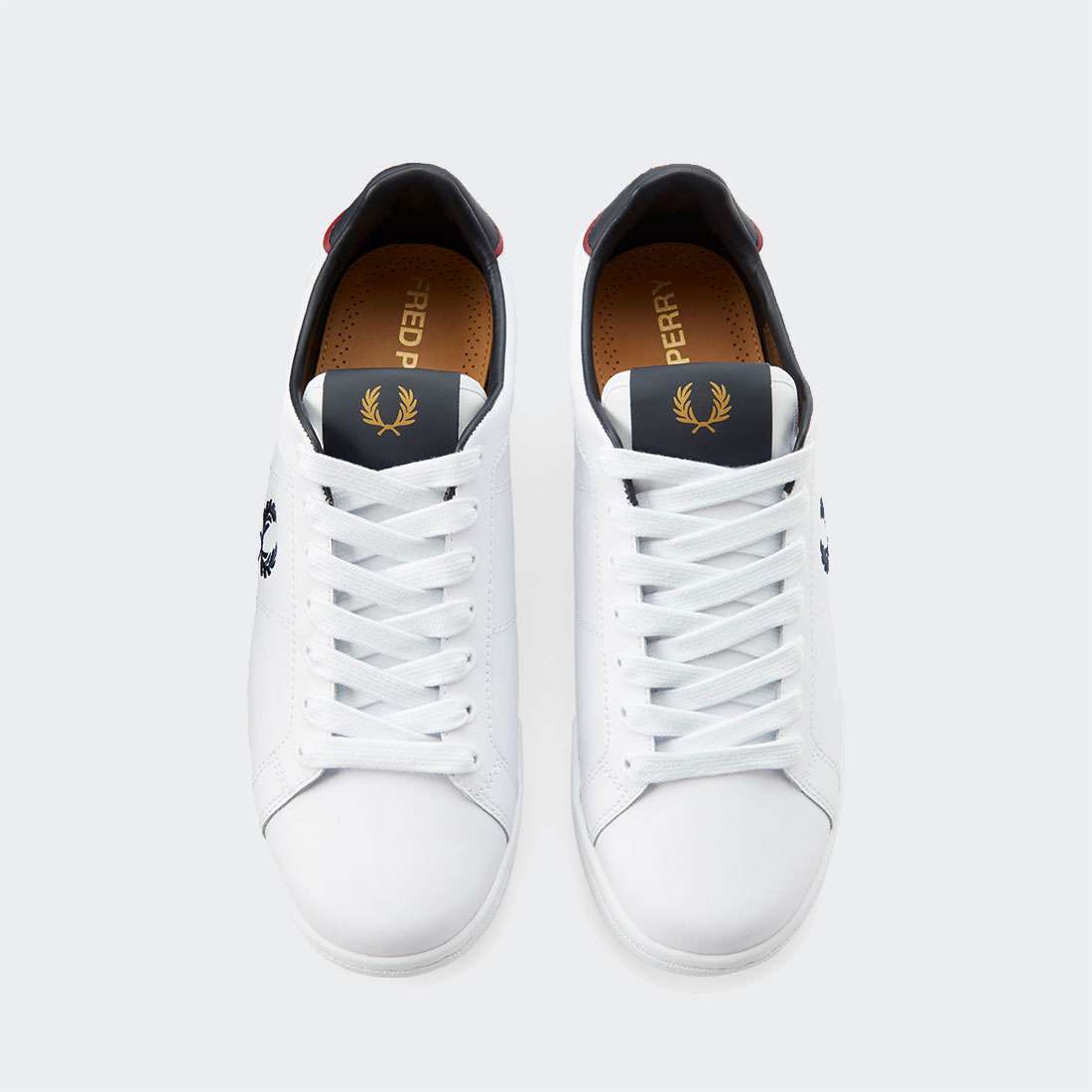 FRED PERRY B722 WHITE/NAVY/RED