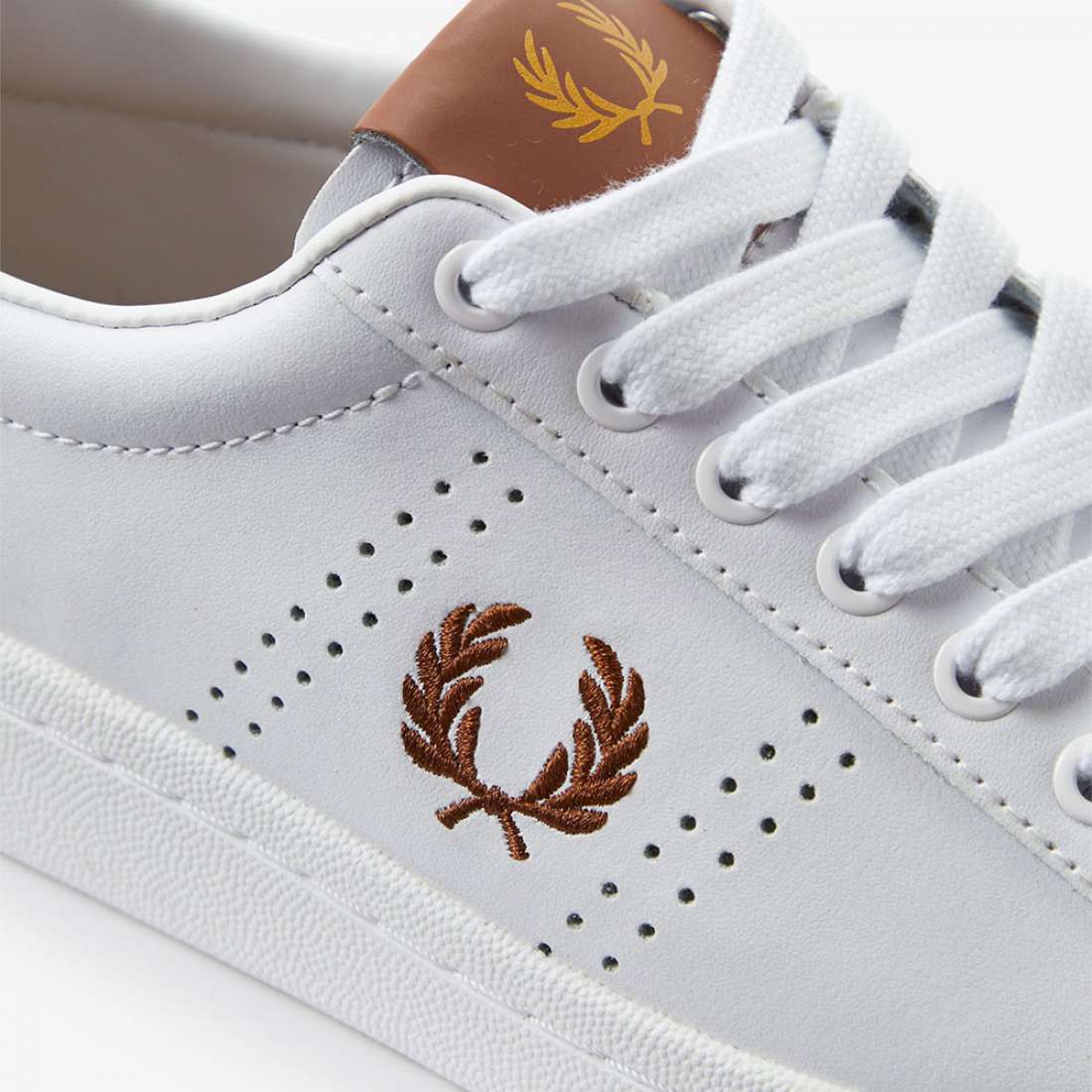 Fred sales perry b8321