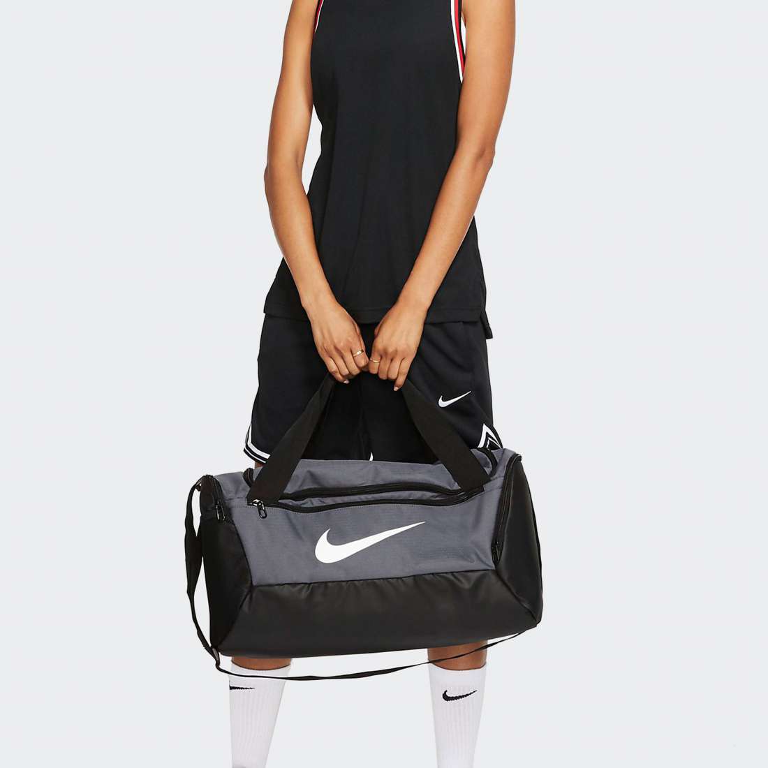 SACO NIKE BRASILIA DUFFEL SMALL GREY