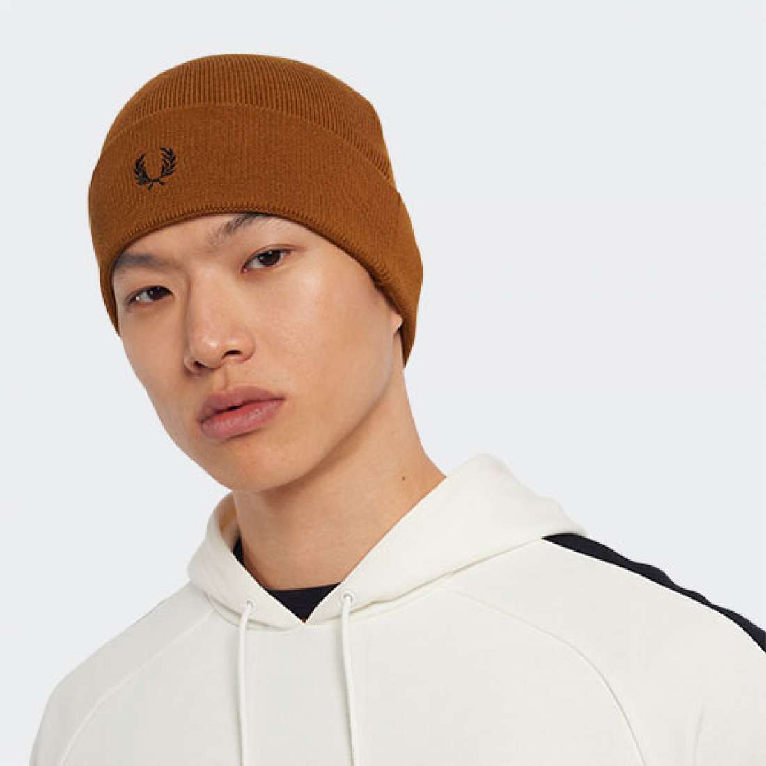 GORRO FRED PERRY C9160 CAMEL