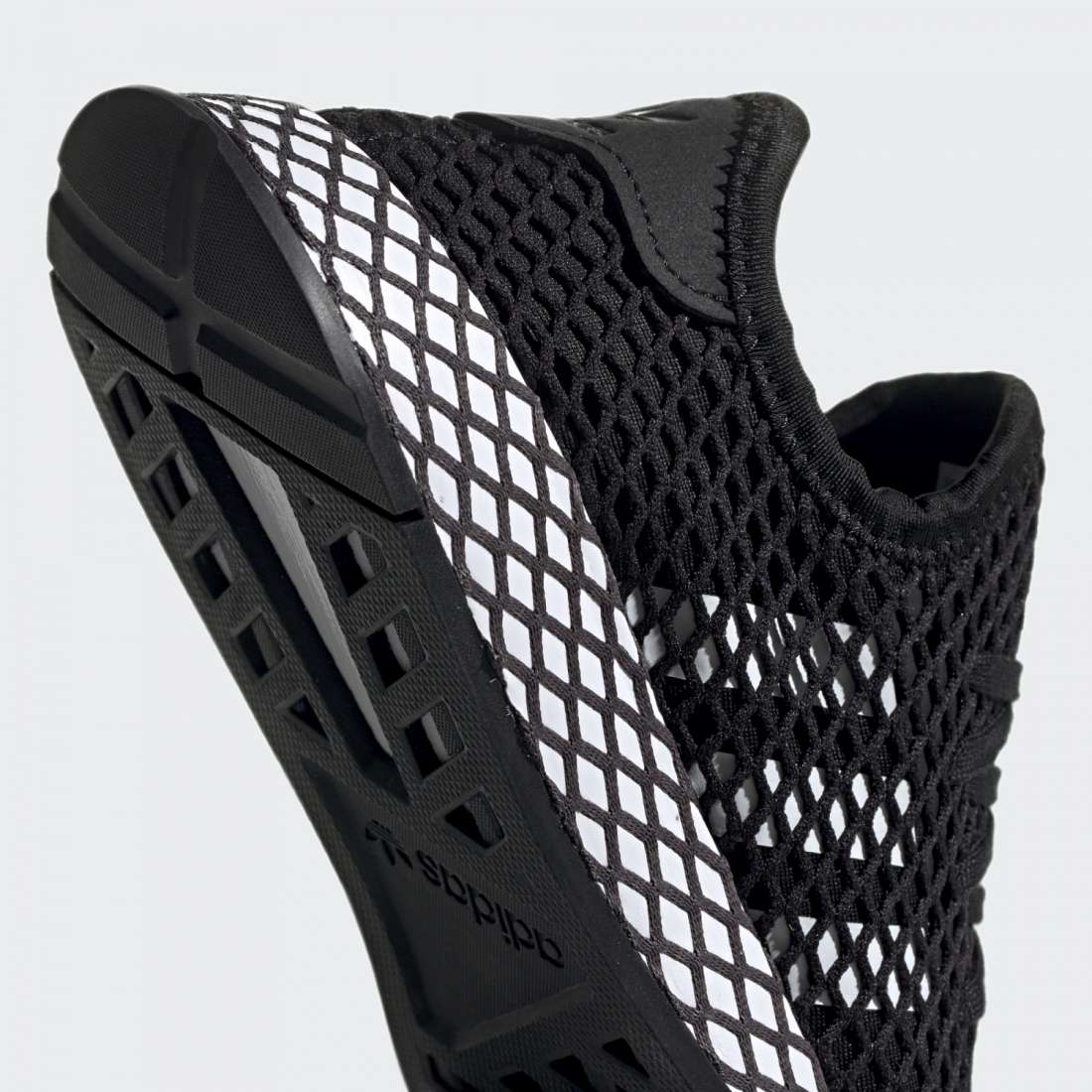 ADIDAS DEERUPT RUNNER J BLACK