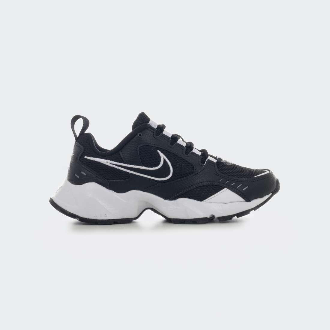NIKE AIR HEIGHTS BLACK/WHITE