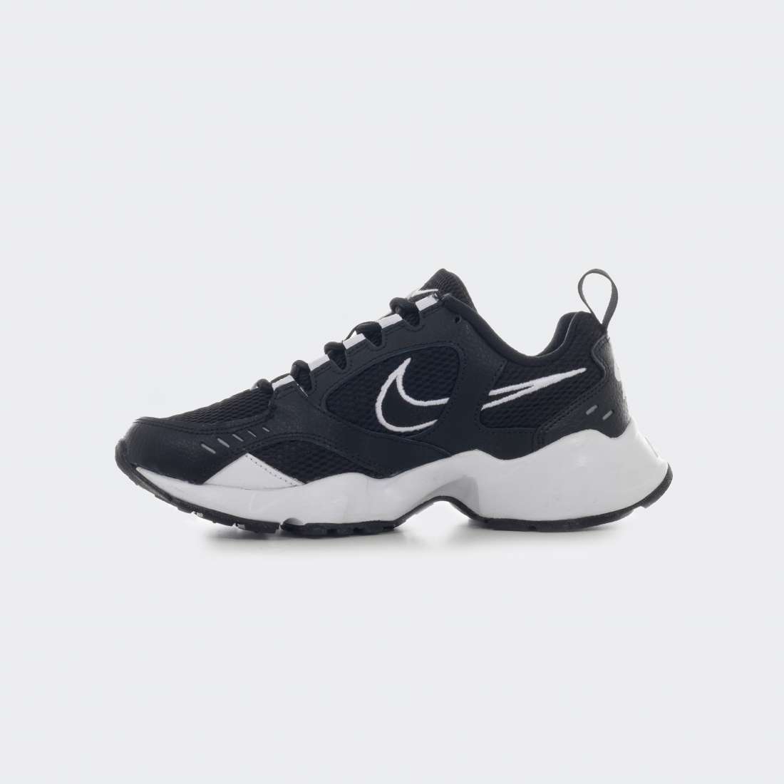 NIKE AIR HEIGHTS BLACK/WHITE