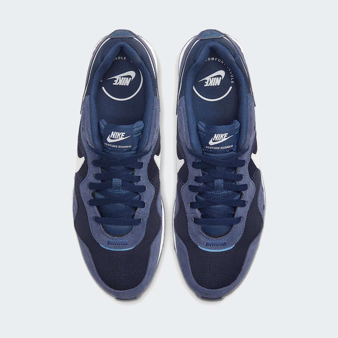 NIKE VENTURE RUNNER NAVY/WHITE