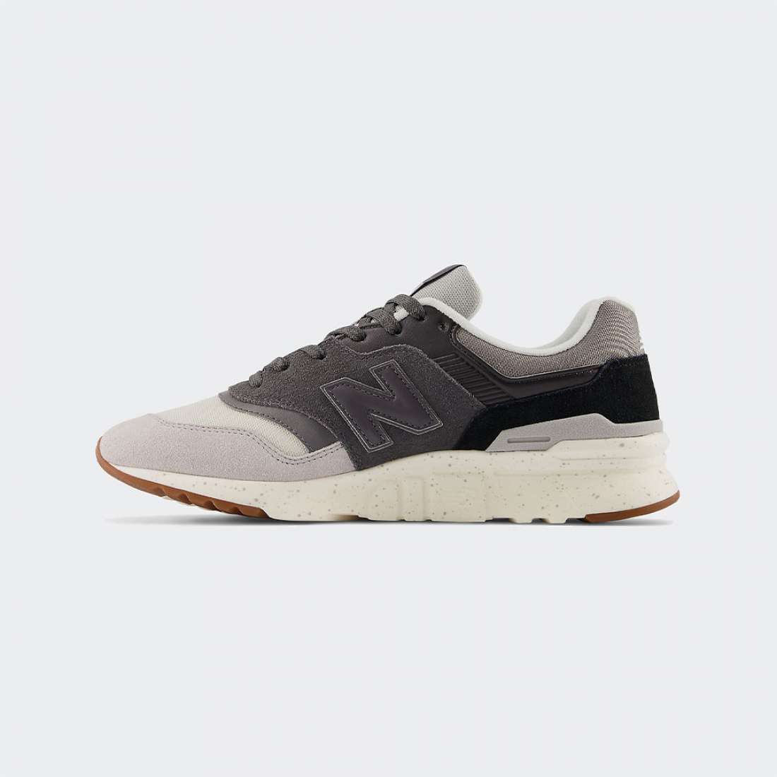 NEW BALANCE 997 BLACK/WHITE