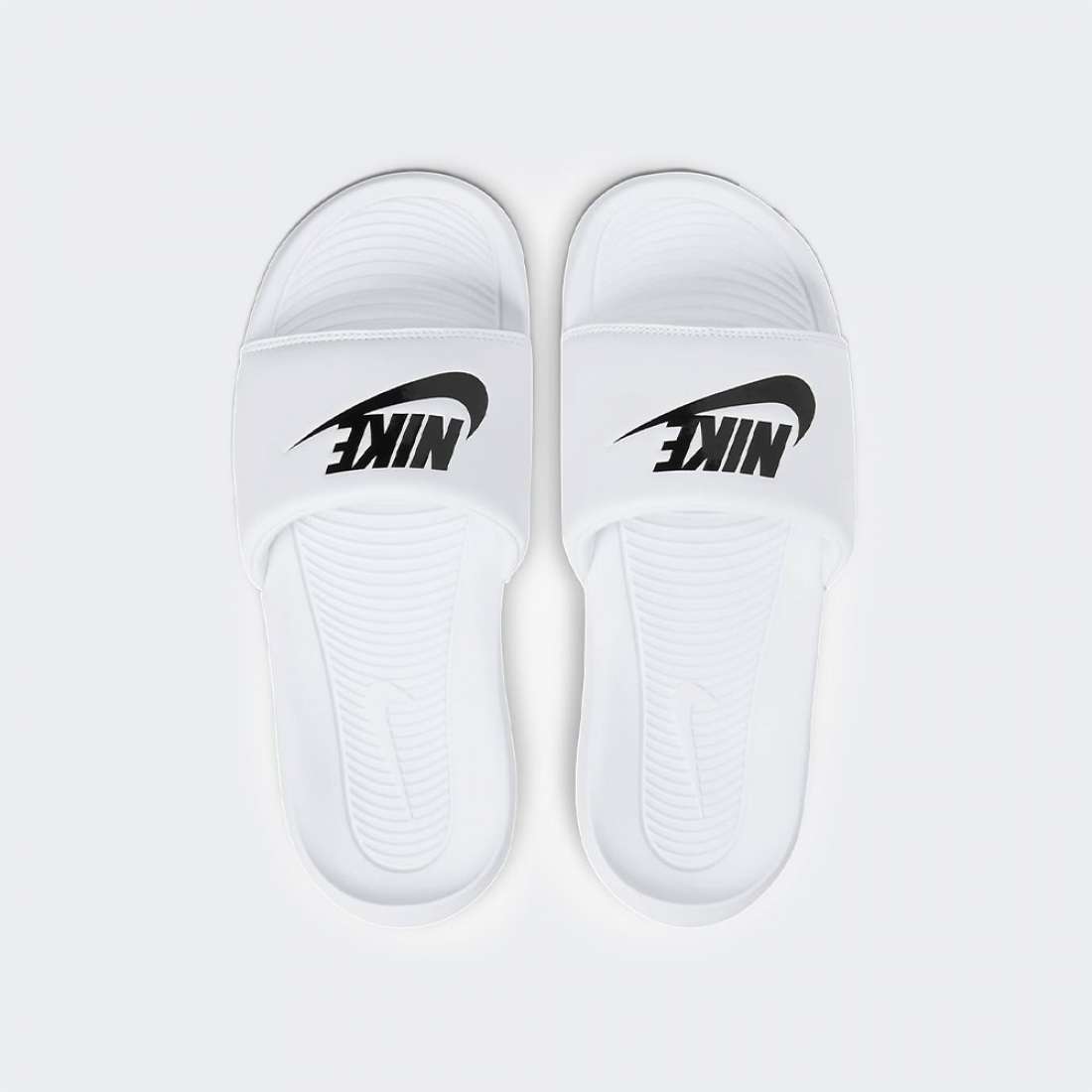 CHIENLOS NIKE VICTORI W WHITE/BLACK