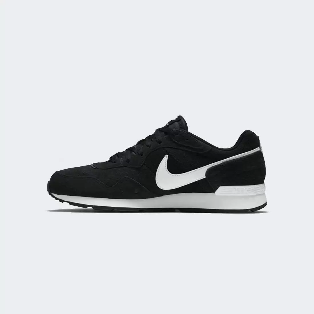 NIKE VENTURE RUNNER SUEDE BLACK