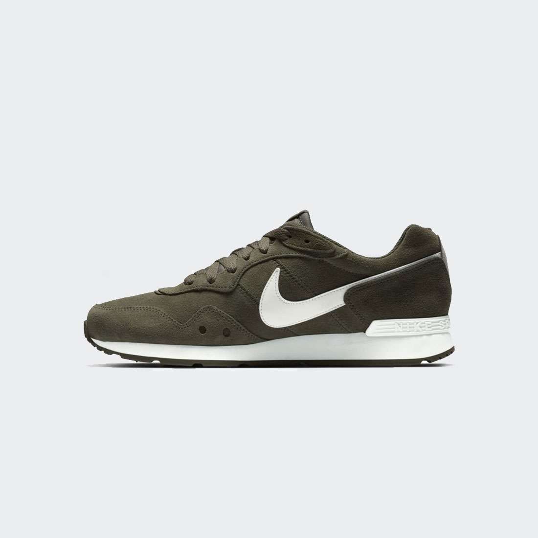 NIKE VENTURE RUNNER SUEDE GREEN