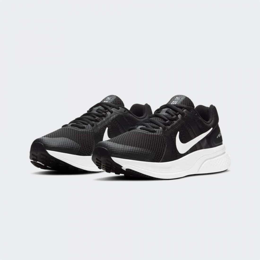 NIKE RUN SWIFT 2 BLACK/WHITE