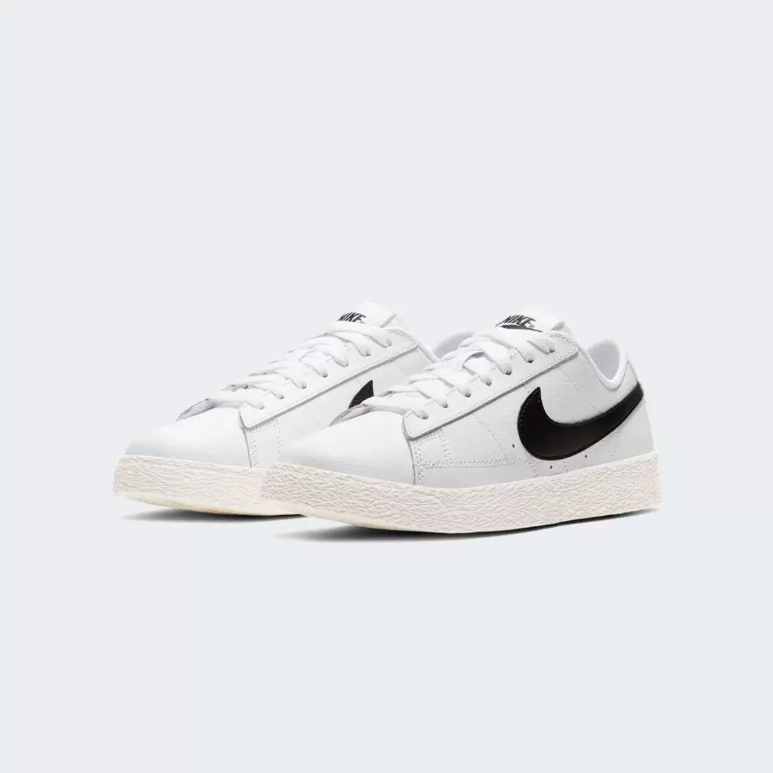 NIKE BLAZER LOW WHITE/BLACK
