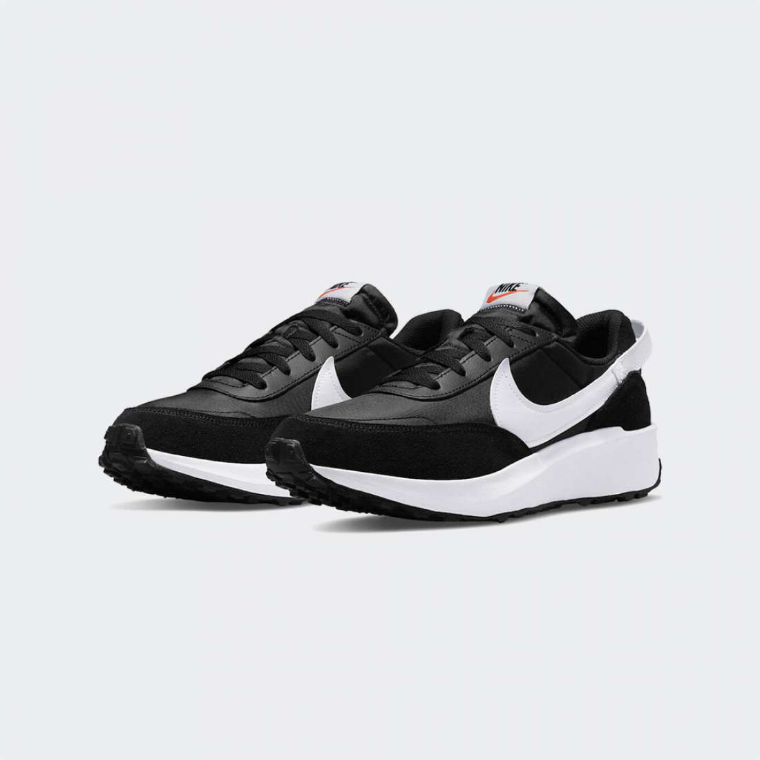 NIKE WAFFLE DEBUT BLACK/WHITE