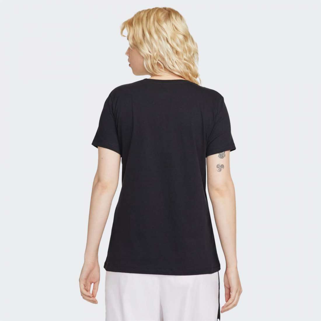 TSHIRT NIKE SPORTSWEAR BLACK/WHITE