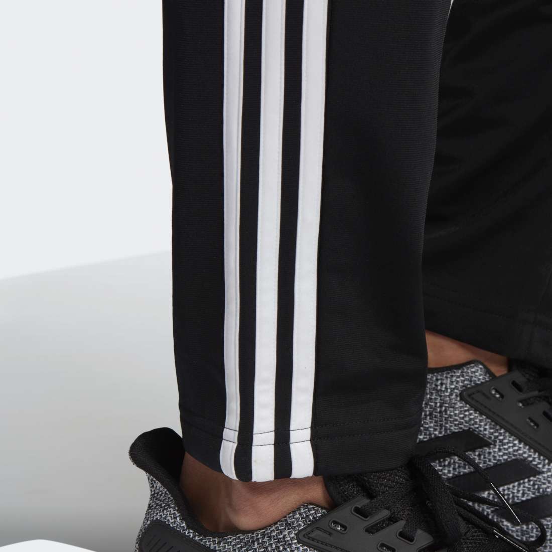 CALÇAS ADIDAS 3-STRIPES TAPERED BLACK/WHITE