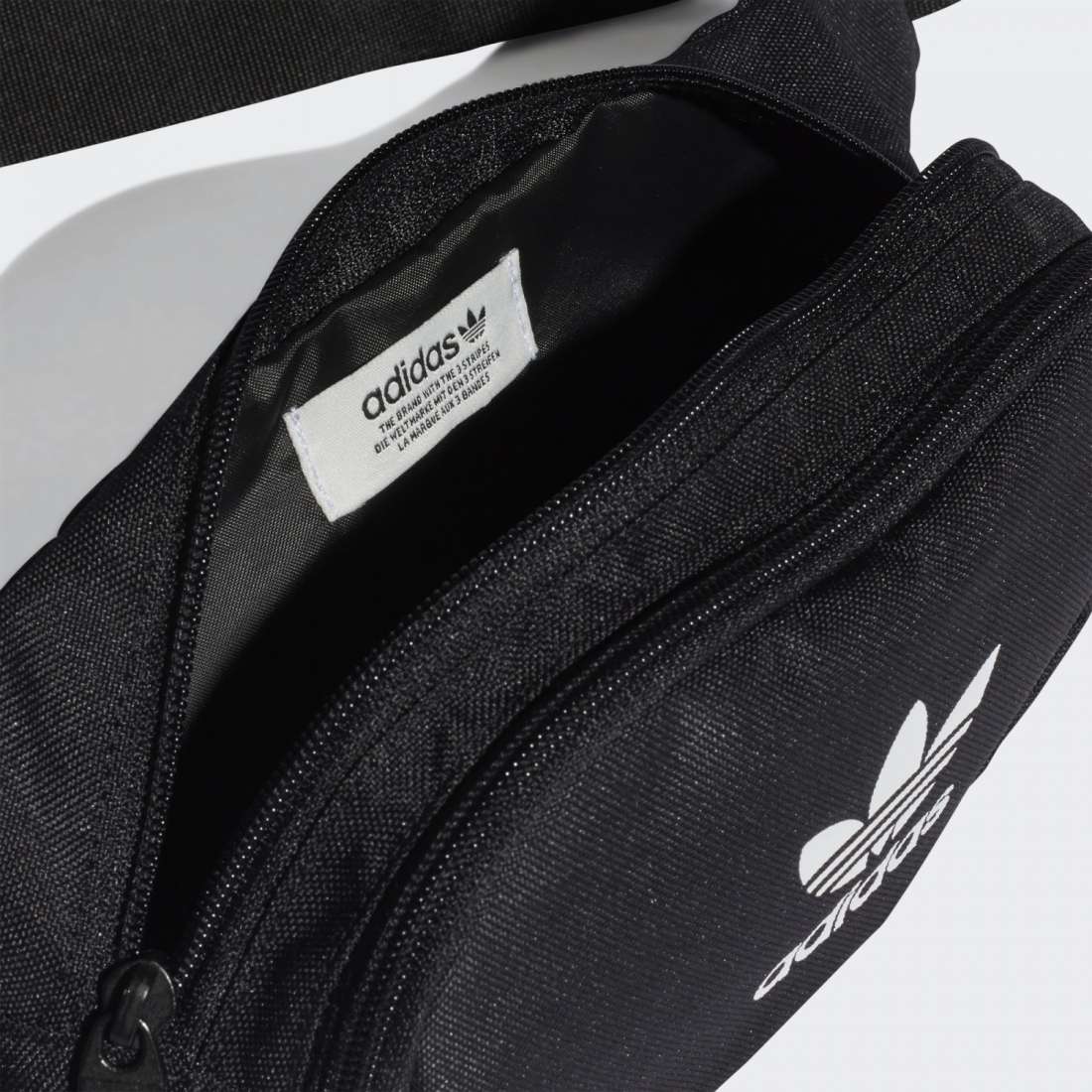 BOLSA ADIDAS TRICOLO ESSENTIAL BLACK