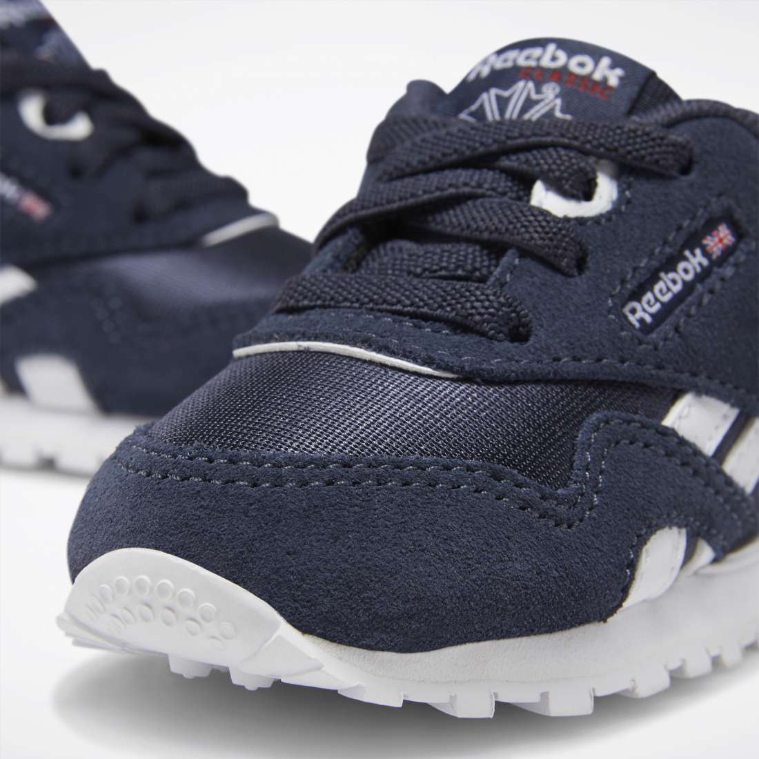 REEBOK CLASSIC NYLON WHITE/NAVY