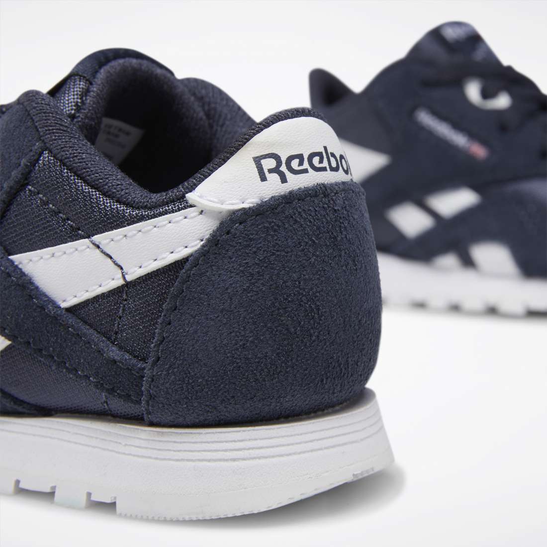 REEBOK CLASSIC NYLON WHITE/NAVY