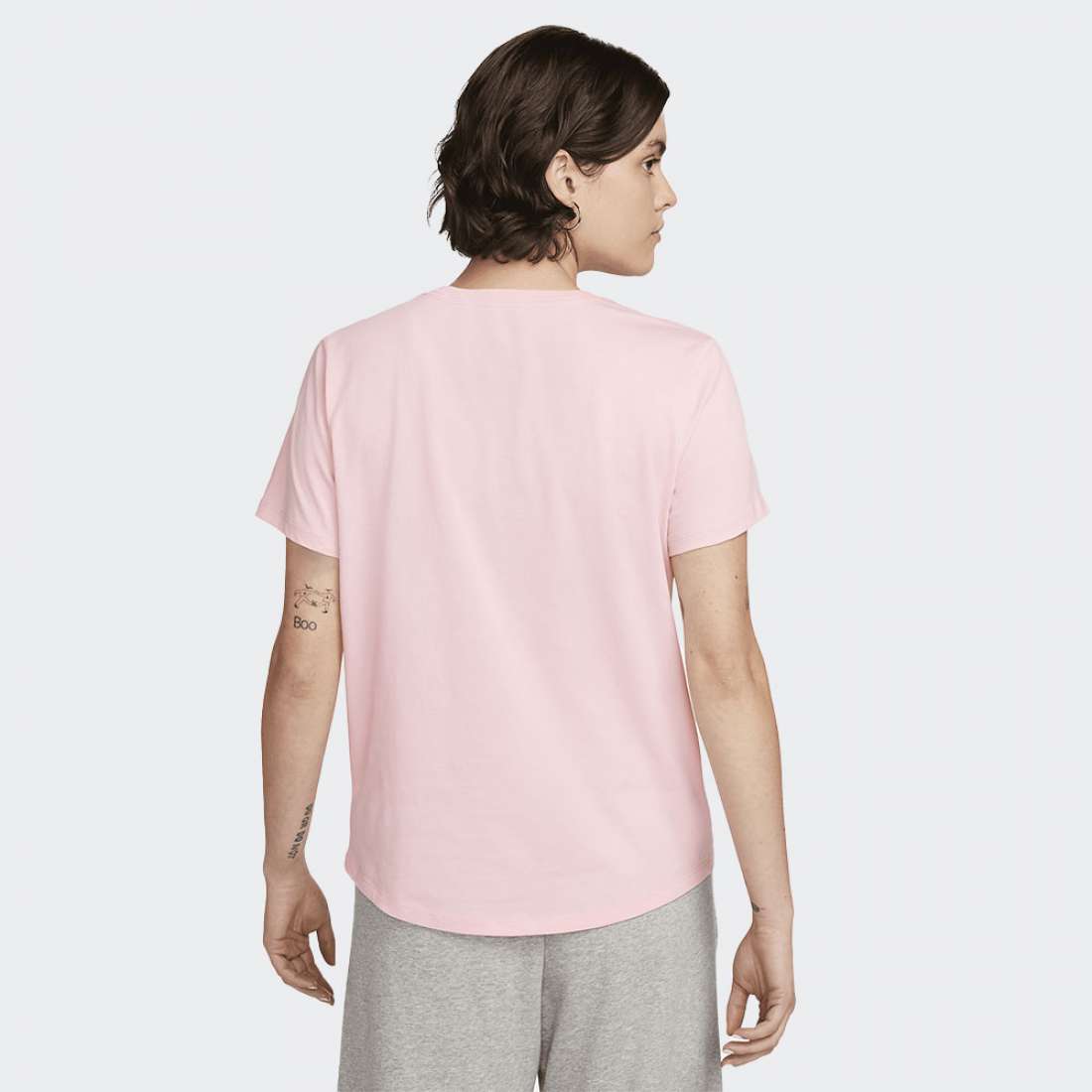 TSHIRT NIKE ESSENTIALS PINK