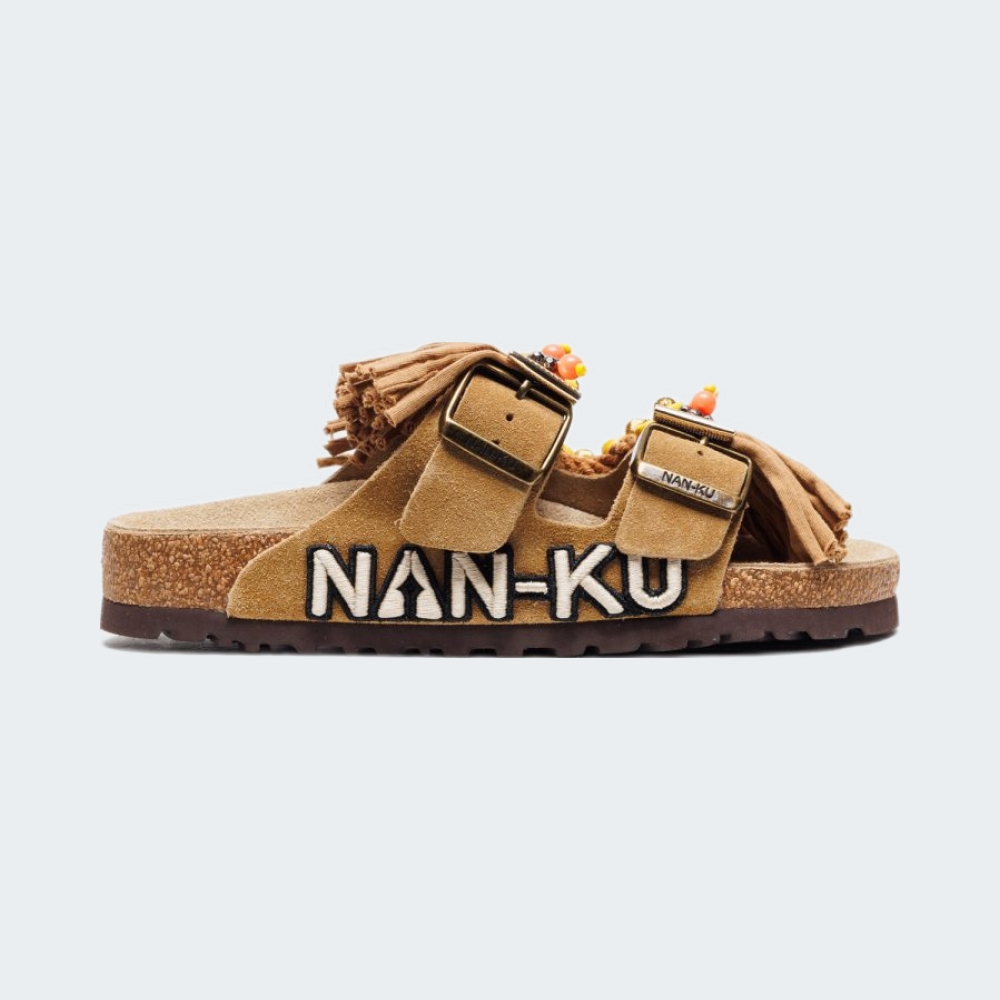 EBK-03-CAMEL_CAMEL