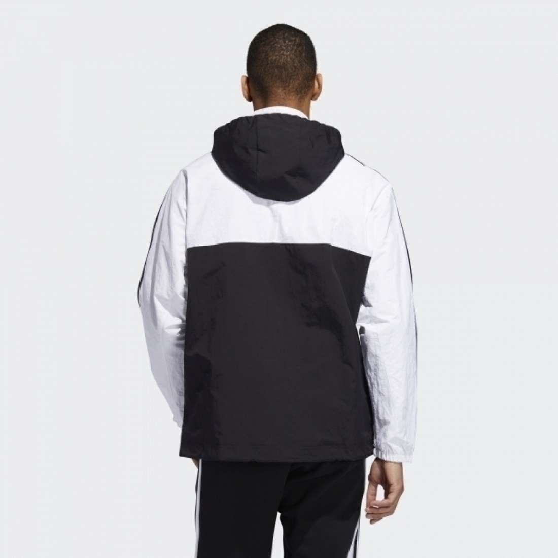 CASACO ADIDAS OUTLINE HALF-ZIP ANORAK BLACK / WHITE