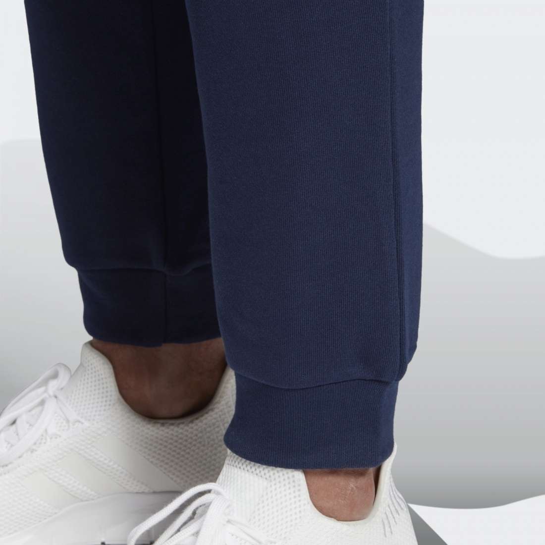CALÇA ADIDAS TREFOIL ESSENTIALS COLLEGIATE NAVY