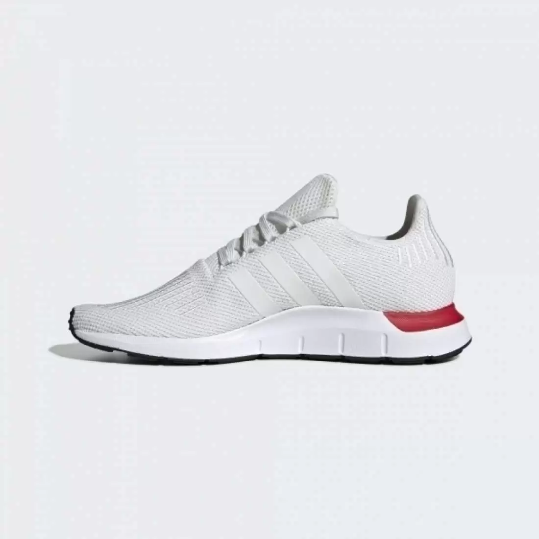 ADIDAS SWIFT RUN CRYSTAL WHITE / CLOUD WHITE