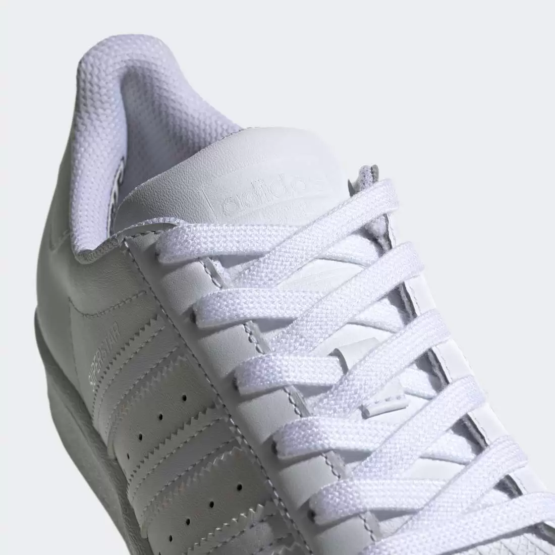 ADIDAS SUPERSTAR J CLOUD WHITE