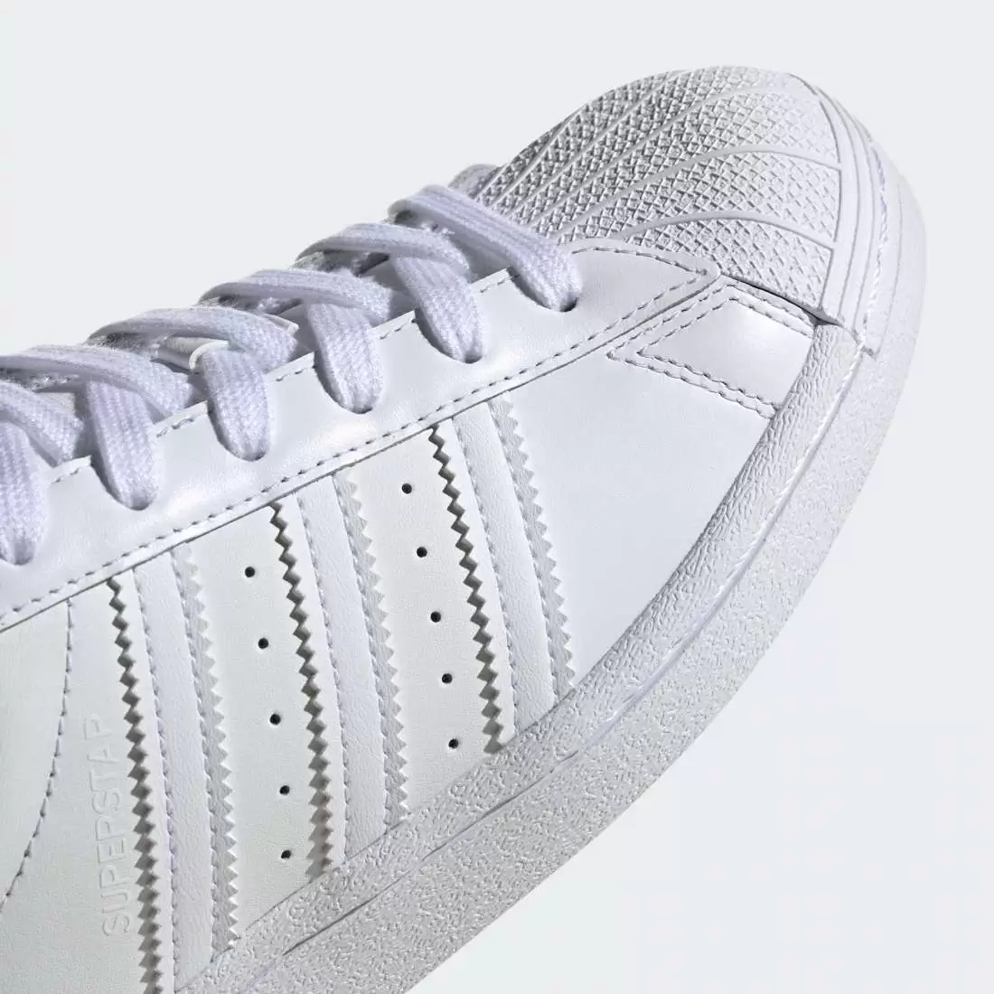 ADIDAS SUPERSTAR J CLOUD WHITE