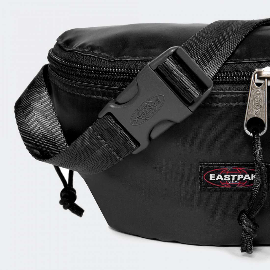 BOLSA EASTPAK SPRINGER BLACK